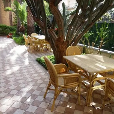 Hotel Archirafi 2*
