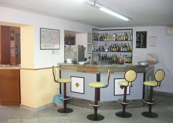 فندق Archirafi 2*